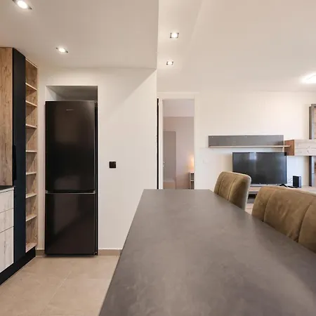 Vista Apartment
